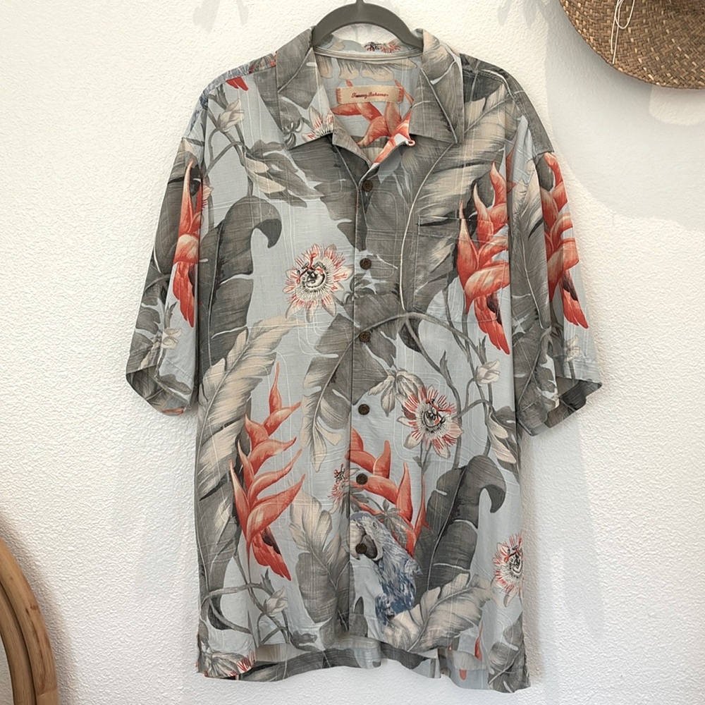 Tommy Bahama 100% Silk Button Down